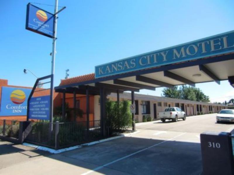 Castle Motel Bairnsdale Exterior foto